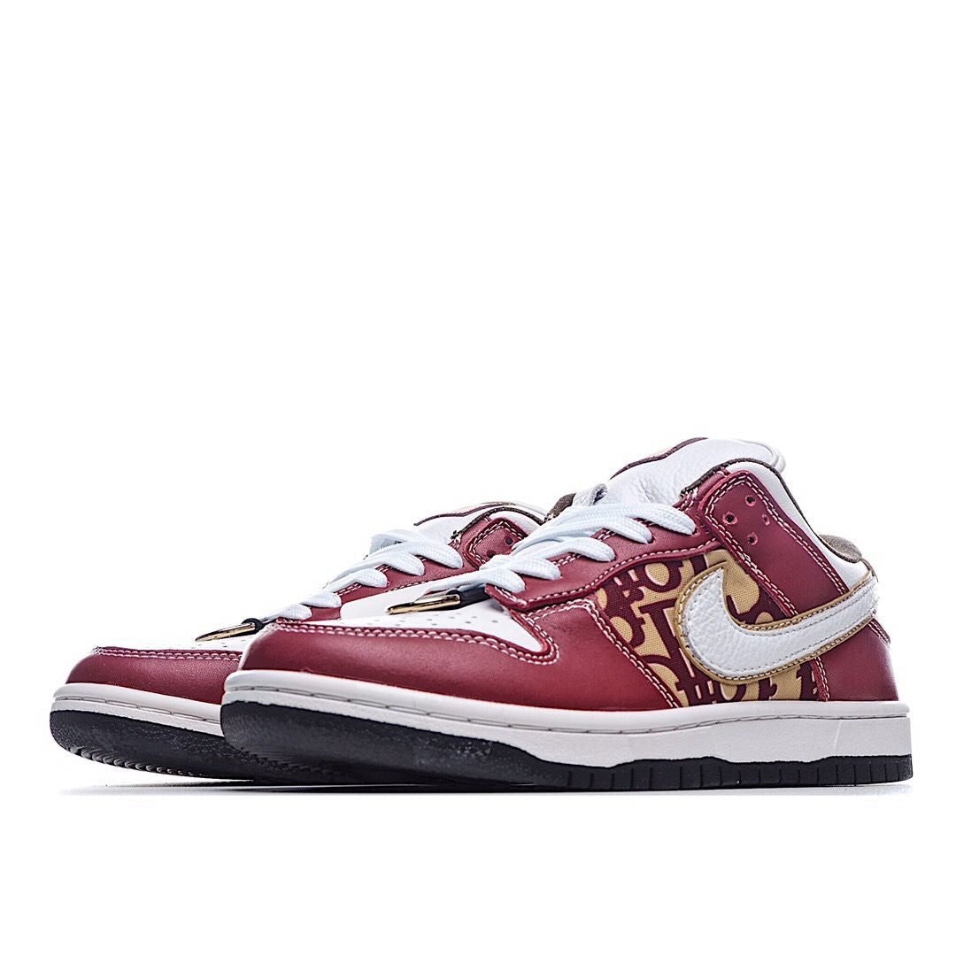 Men's SB Dunk Low x Dior Red Shoes - Image 2