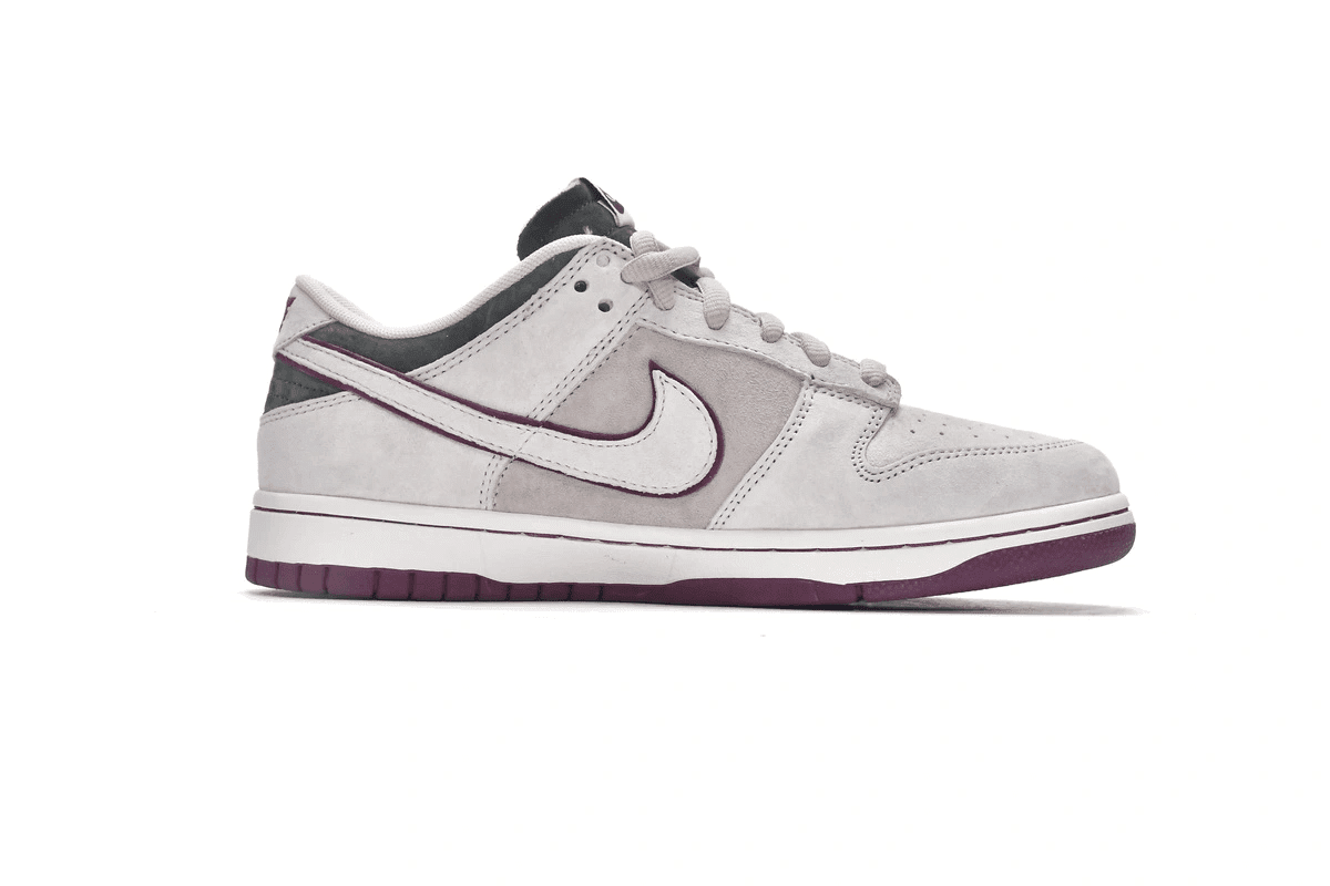 Men's SB Dunk Low x Otomo Katsuhiro Steamboy OST Shoes