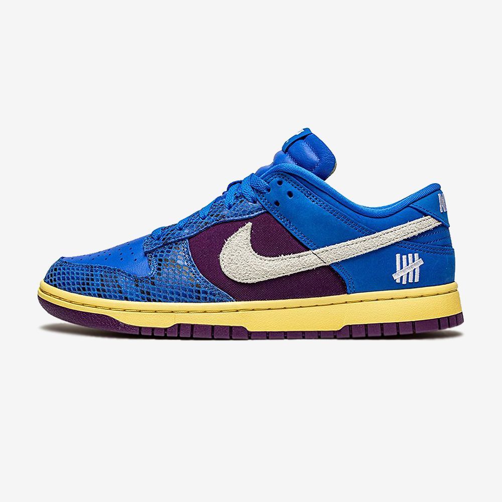 Men's SB Dunk Low x Undefeated Blue Shoes