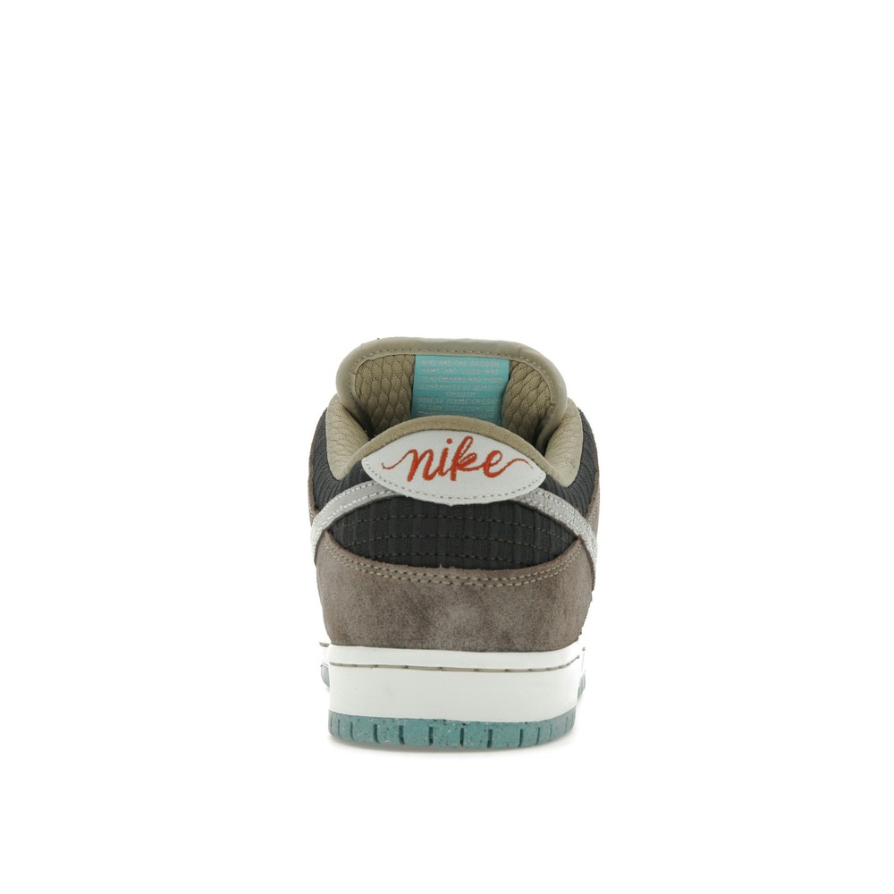 Nike Dunk Low SB Big Money Savings FZ3129-200 - Image 4