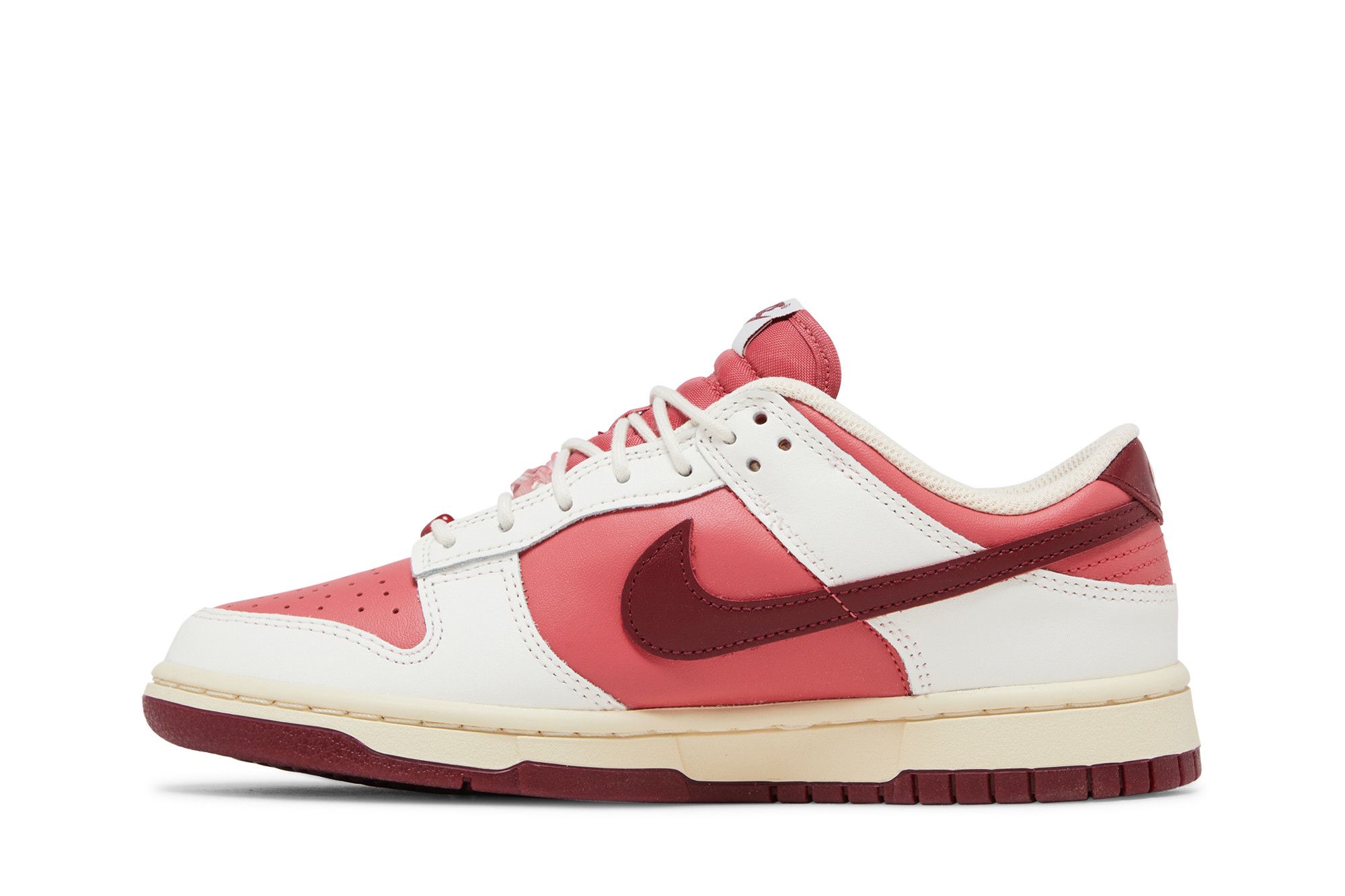 Nike Dunk Low Valentine’s Day 2024 Alternate Women’s Shoe HF0736-161 - Image 3