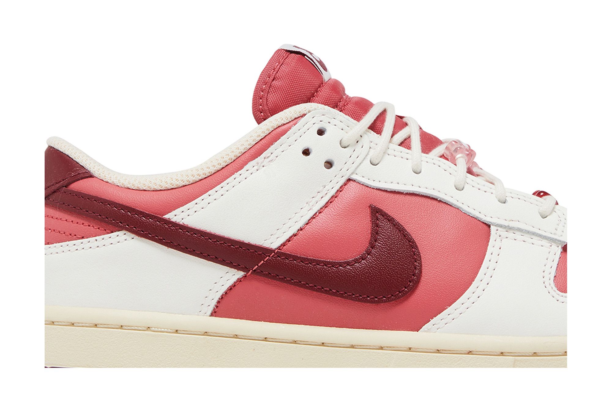 Nike Dunk Low Valentine’s Day 2024 Alternate Women’s Shoe HF0736-161 - Image 2