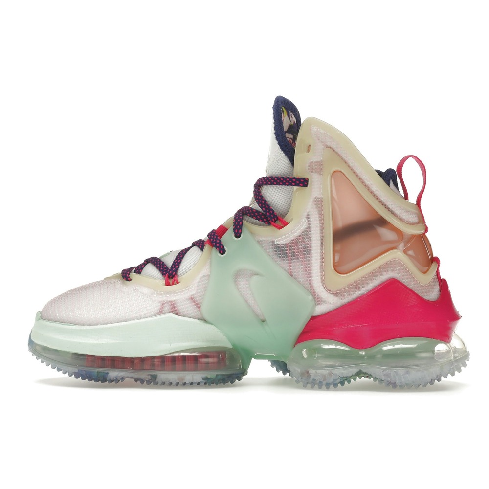 Nike LeBron 19 Valentines Day Shoes | DH8460-900 - Image 3