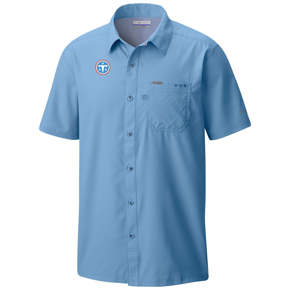 Tennessee Titans Merch - Men's Columbia Slack Tide Omni-Wick Button-Up Camp Shirt, Blue - Best Football Gifts For Christmas