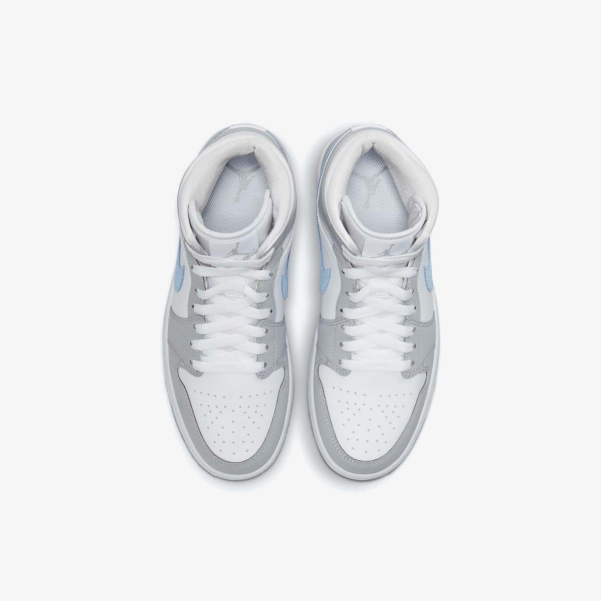 Wmns Air Jordan 1 Mid 'Wolf Grey Aluminum' - Image 4