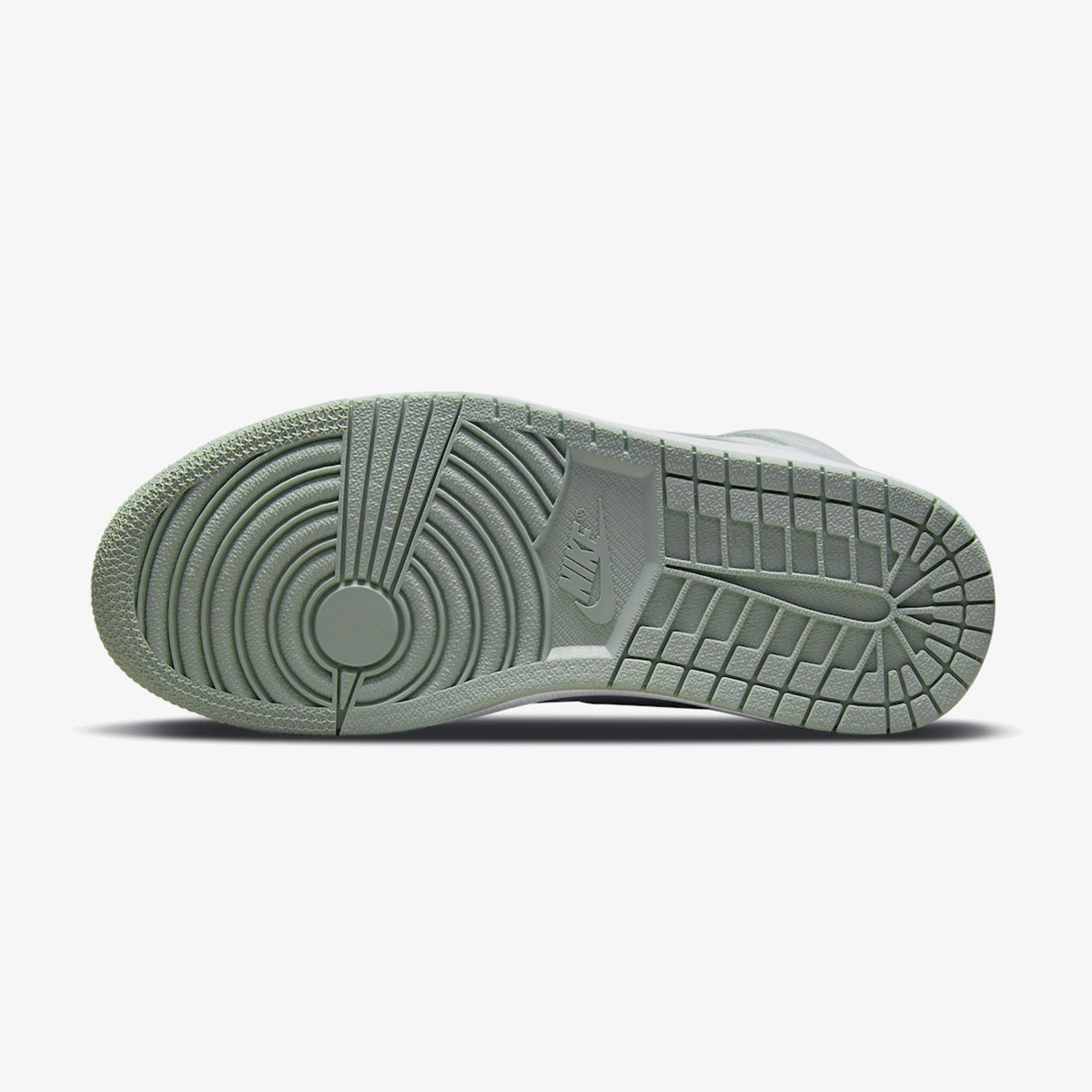 Wmns Air Jordan 1 Retro High OG 'Seafoam' - Image 6