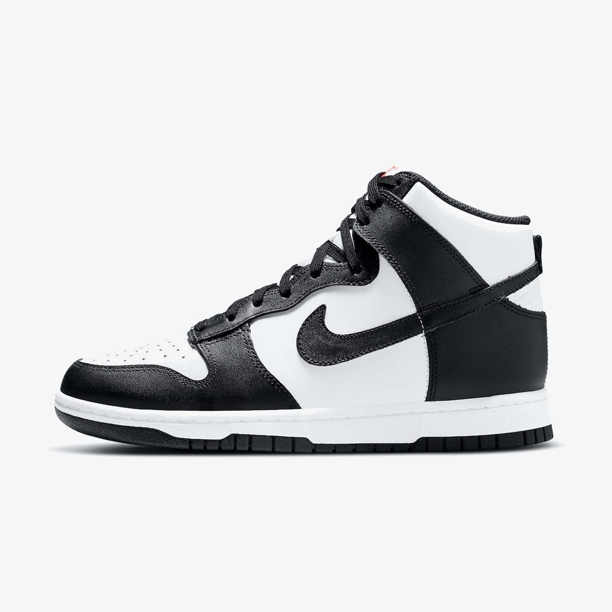 Wmns Nike Dunk High 'Black White'