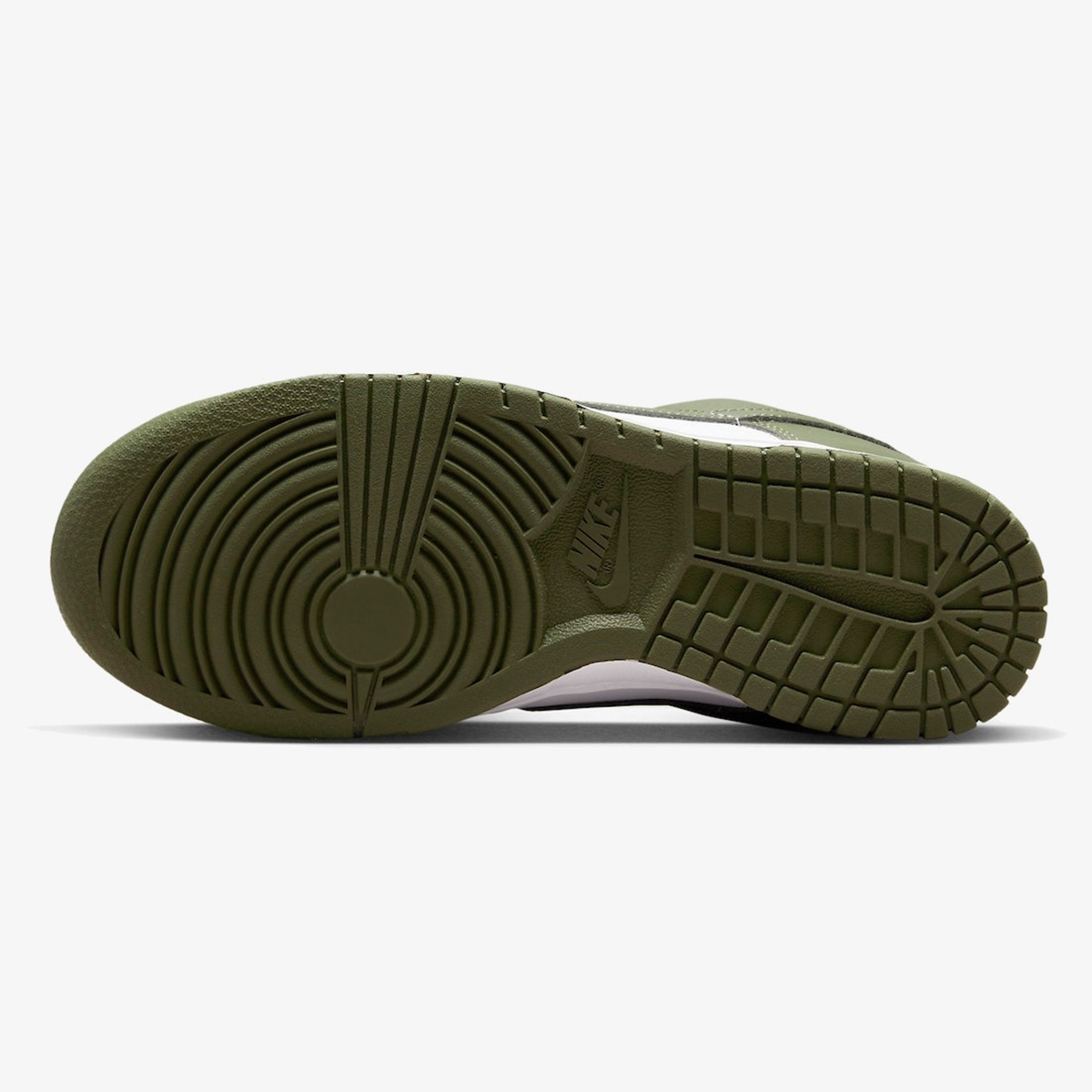 Wmns Nike Dunk Low 'Medium Olive' - Image 6