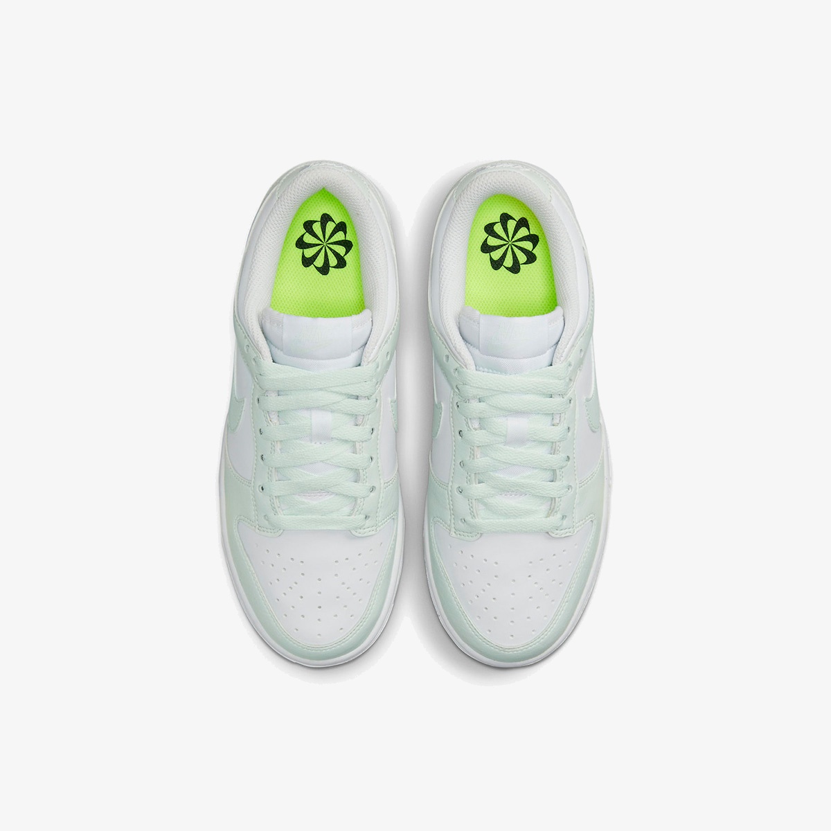 Wmns Nike Dunk Low Next Nature 'White Mint' - Image 4